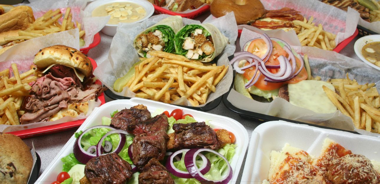 foods to avoid when traveling - fast food chains